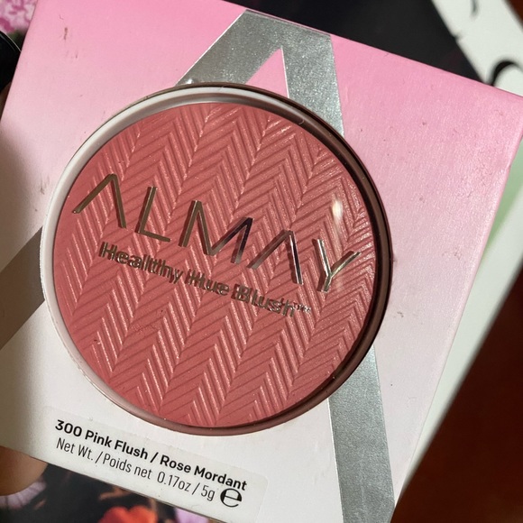 Nip 300 pink flush almay blush - Picture 2 of 2